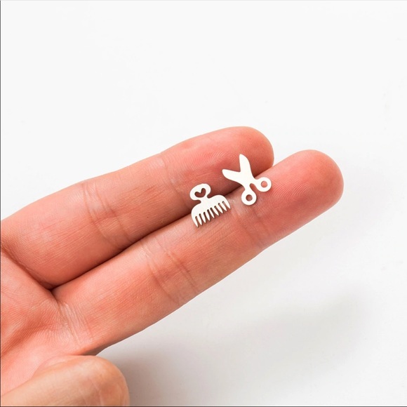 Scissor silver earrings tiny post hairdresser Nwt - Picture 2 of 2